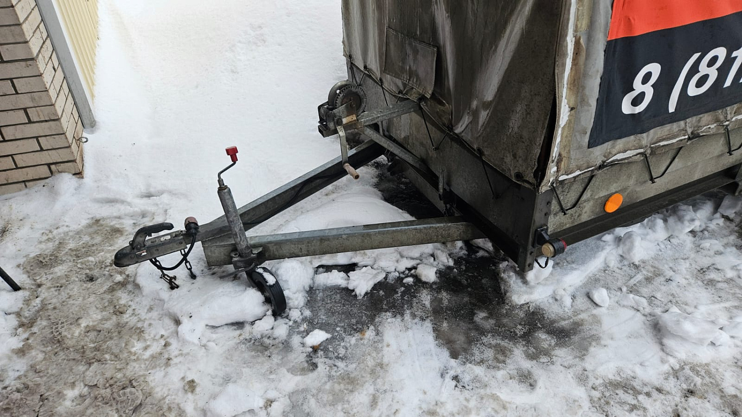 Аренда тентованного прицепа для техники (5 метров)